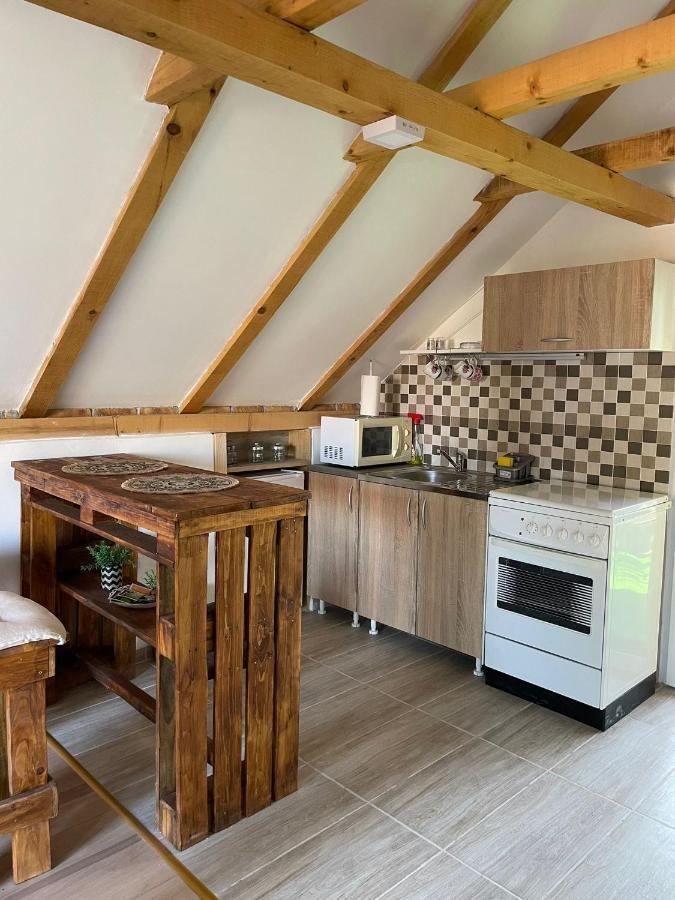 Apartmani Marija Zemun Zemun Polje Extérieur photo