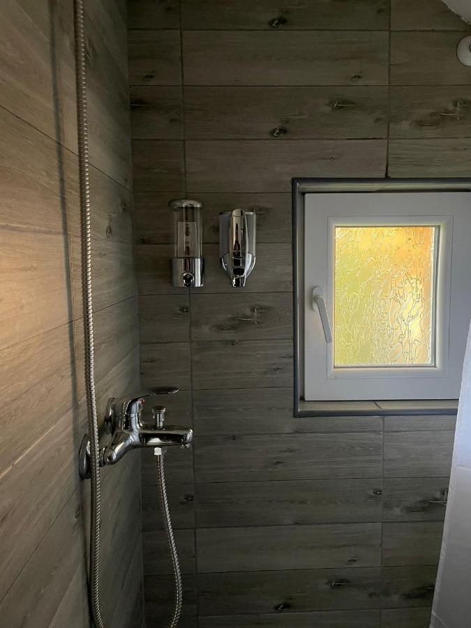 Apartmani Marija Zemun Zemun Polje Extérieur photo