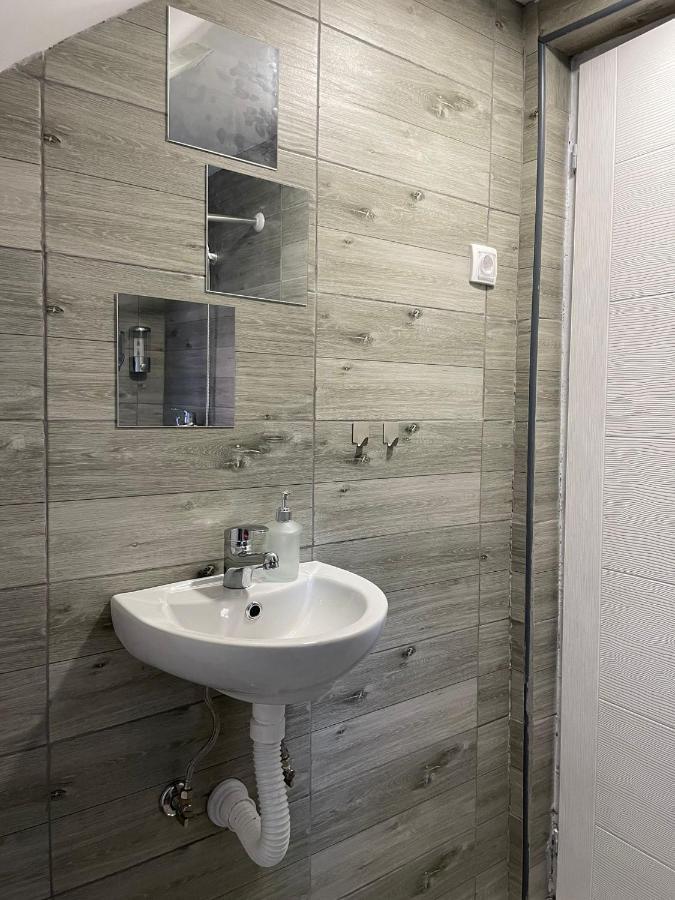 Apartmani Marija Zemun Zemun Polje Extérieur photo