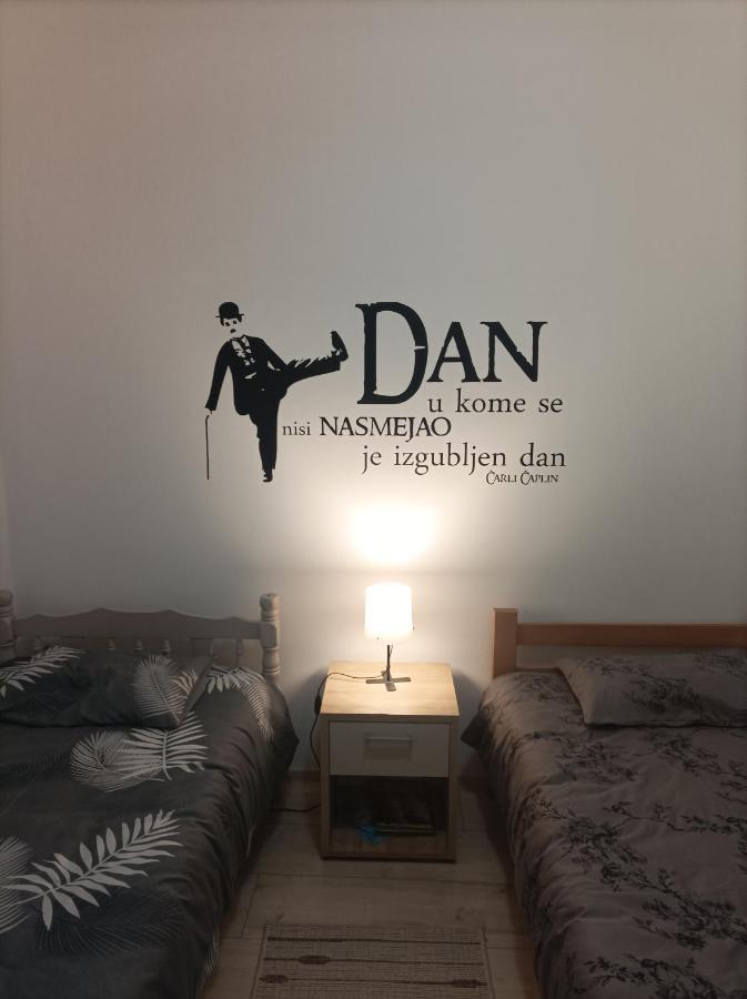 Apartmani Marija Zemun Zemun Polje Extérieur photo